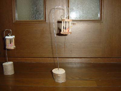 �������E��